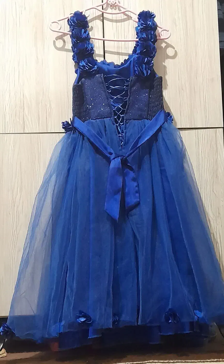 لباس. مجلسی دخترانه|لباس|خسروشاه, |دیوار