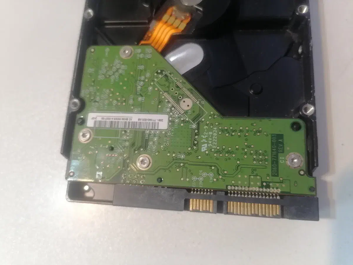 هارد 500 وسترن آبی کامپیوتر|قطعات و لوازم جانبی رایانه|نیشابور, شهرک قدس|دیوار