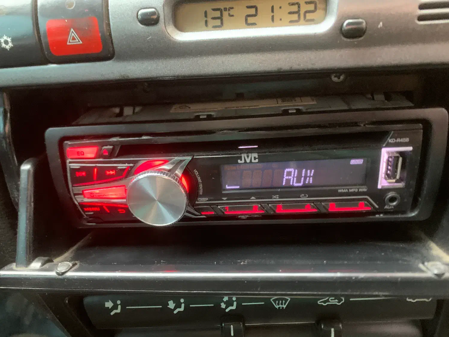 ظبط jvc|صوتی و تصویری|ساری, |دیوار