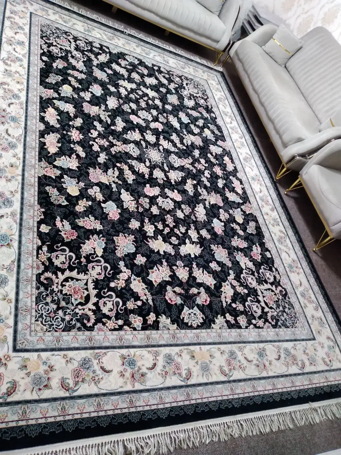 فرش۹ متری|فرش|شهرکرد, |دیوار