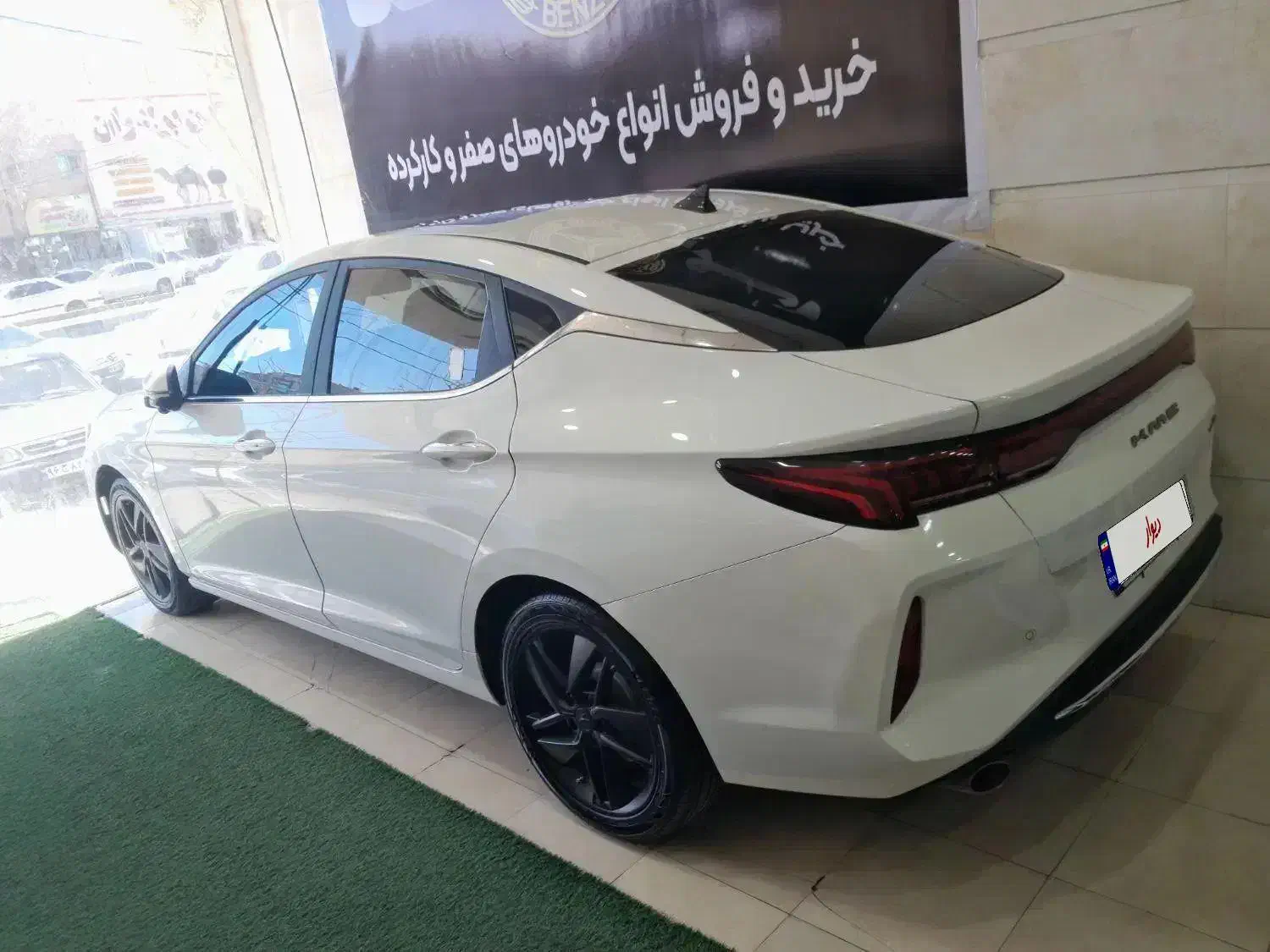 کویک Rمدل ۱۴۰۰|خودرو سواری و وانت|قم, انصار‌الحسین|دیوار