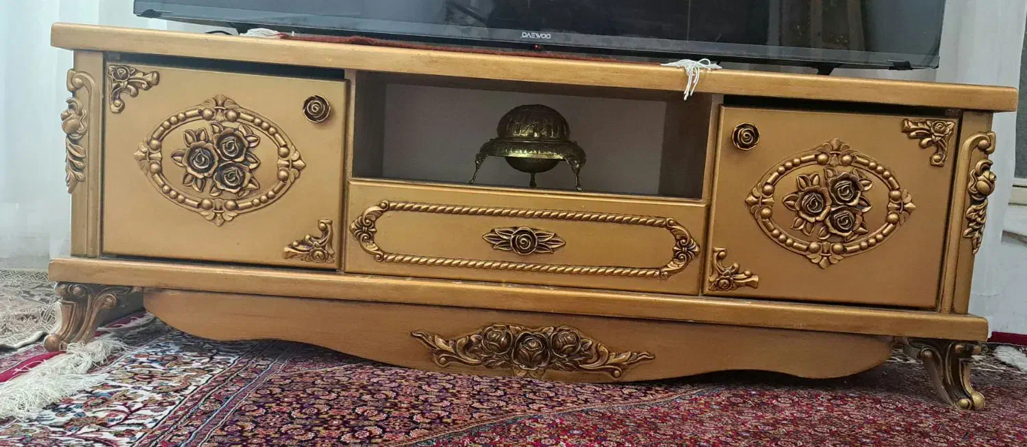 بوفه ومیزتلویزیون درحدنوطلایی|بوفه، ویترین، کنسول|زنجان, |دیوار