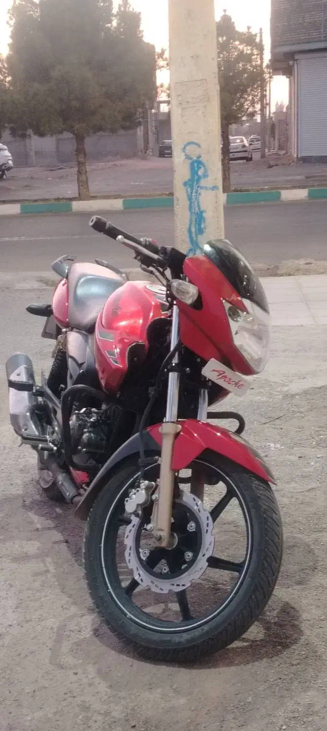 اپاچی 180|موتورسیکلت|بردسکن, |دیوار