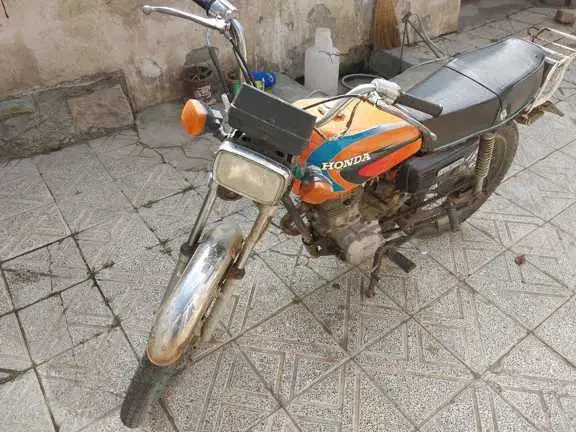 موتور هوندا ۱۲۵|موتورسیکلت|اردبیل, |دیوار