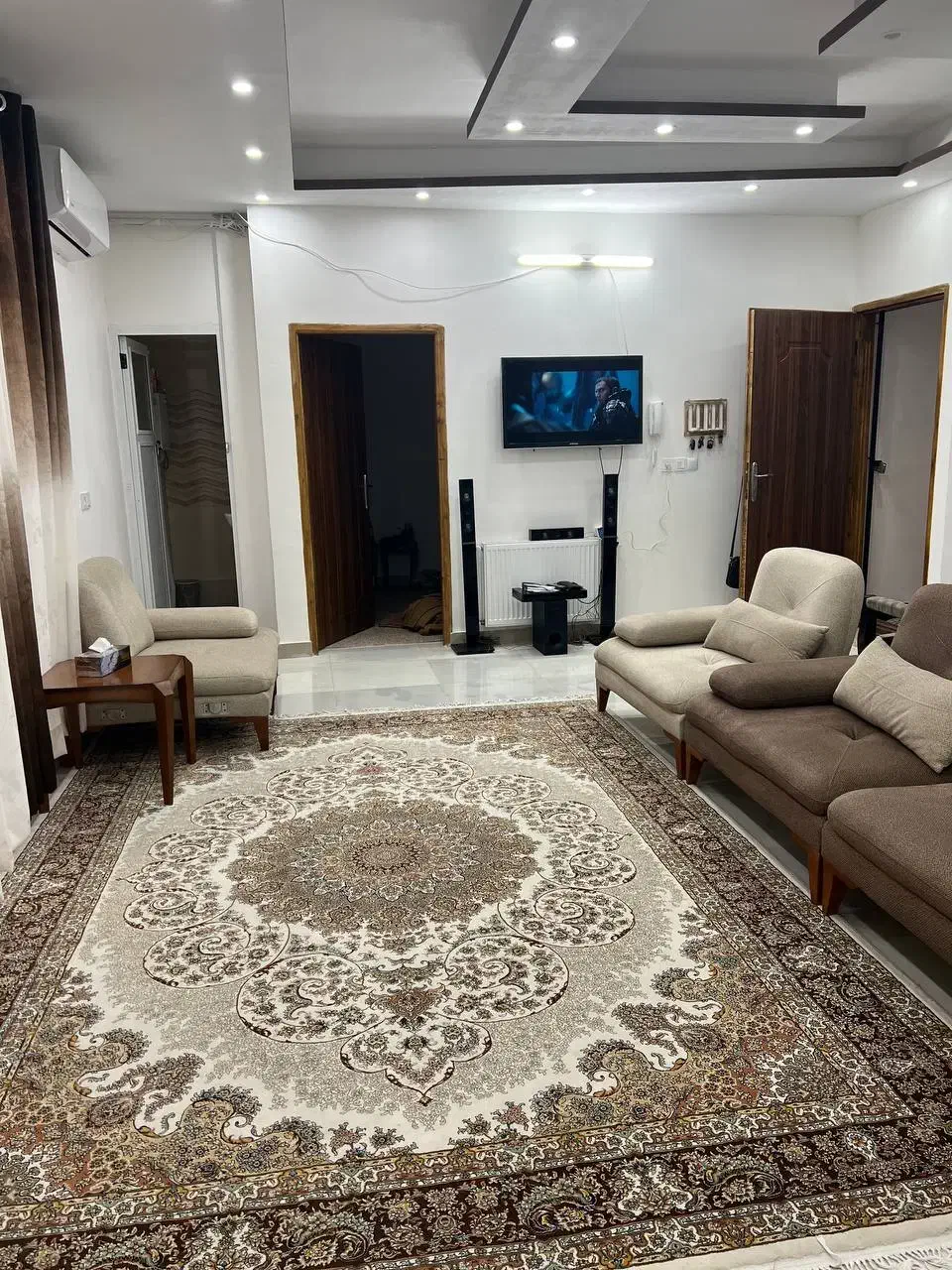 رهن کامل طبقه همکف نوساز با وسایل نو و تمیز|اجارهٔ آپارتمان|لنگرود, |دیوار