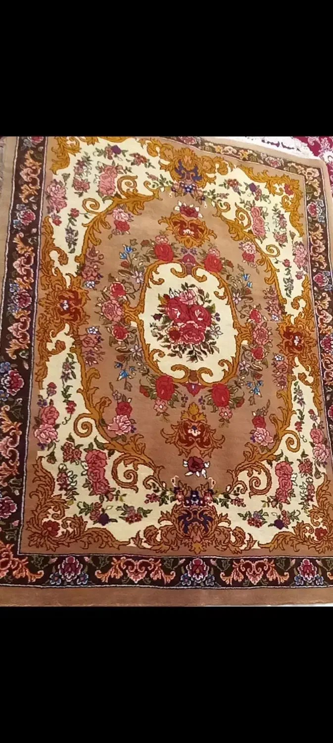 فرش دست باف|فرش|اصفهان, ارزنان|دیوار