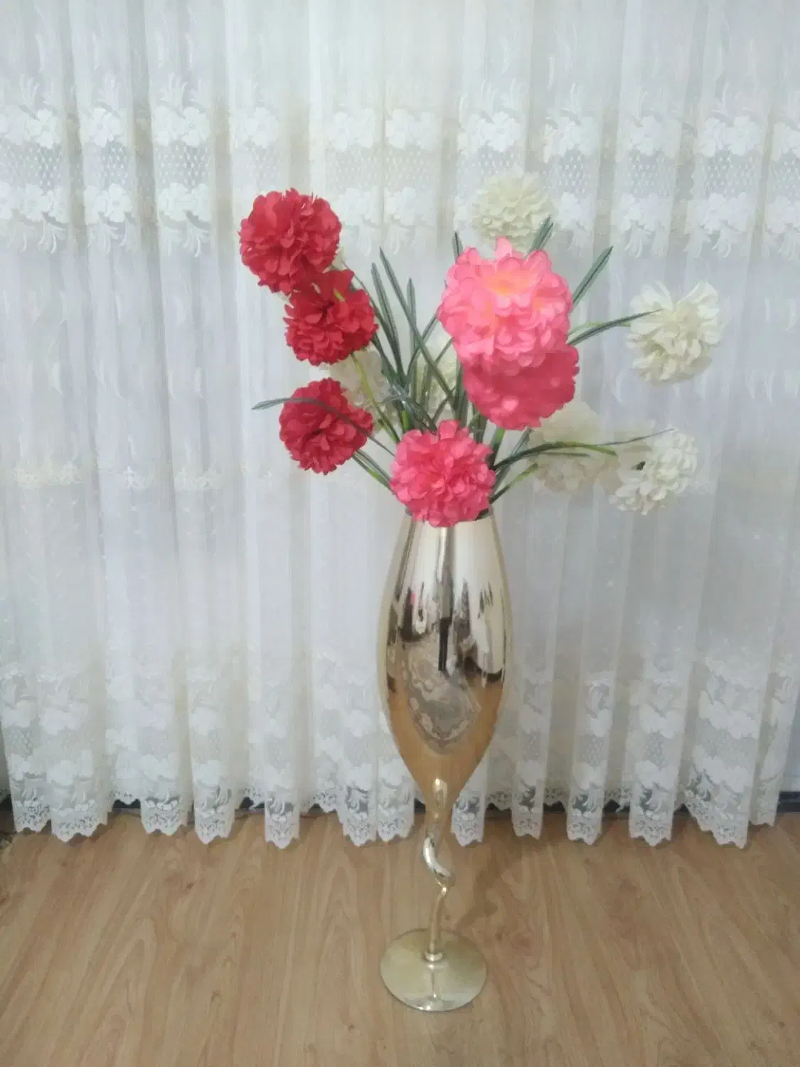 کلدان با ۵ شاخه کل درحد نو|گل مصنوعی|اردبیل, |دیوار