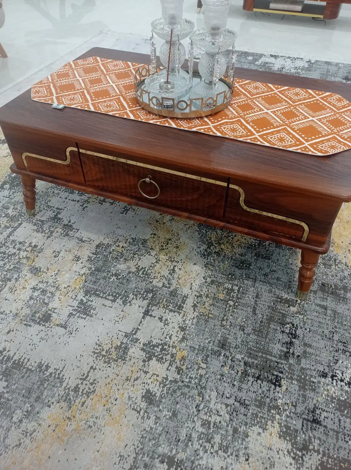 میز وسط و سه عدد عسلی|مبلمان خانگی و میز عسلی|کردکوی, |دیوار