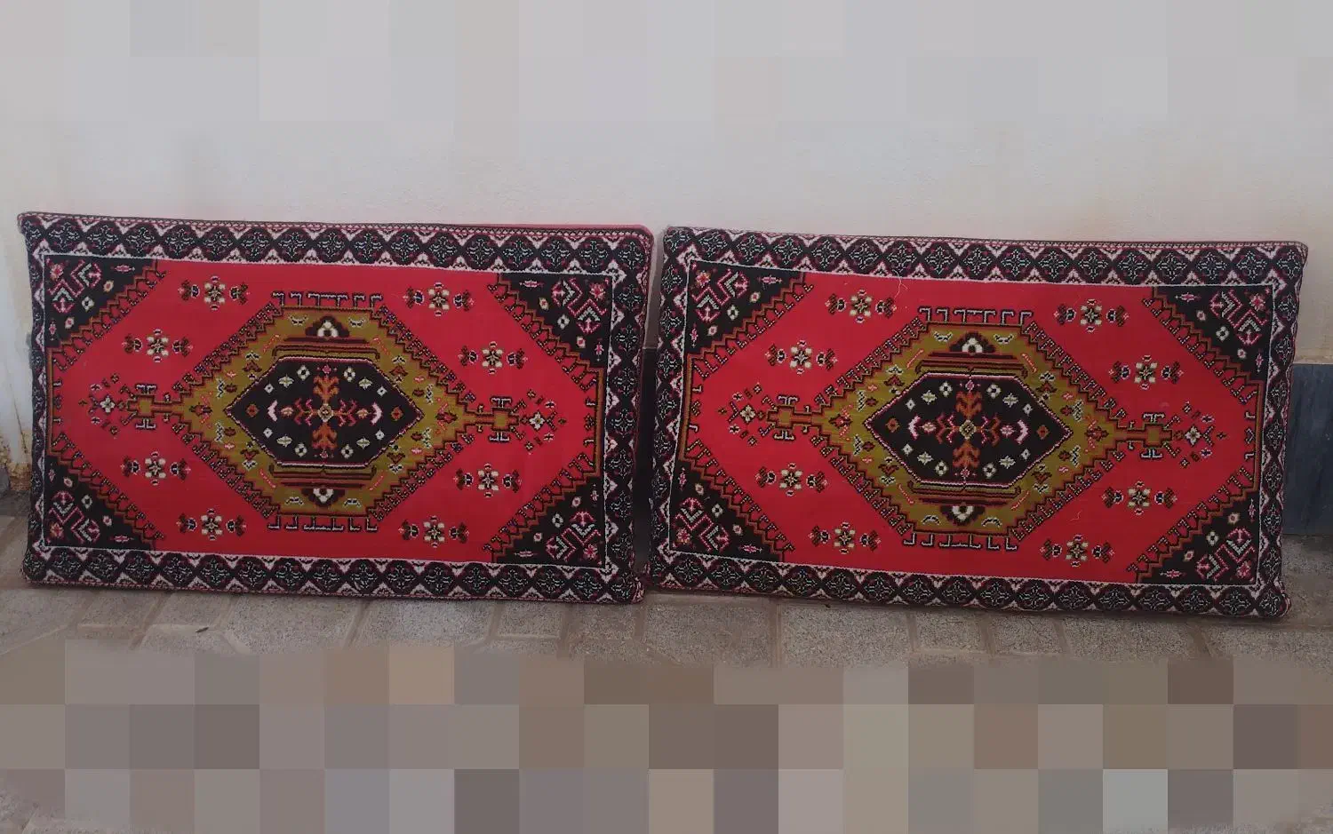 پشتی قالی|پشتی|گرمه, |دیوار