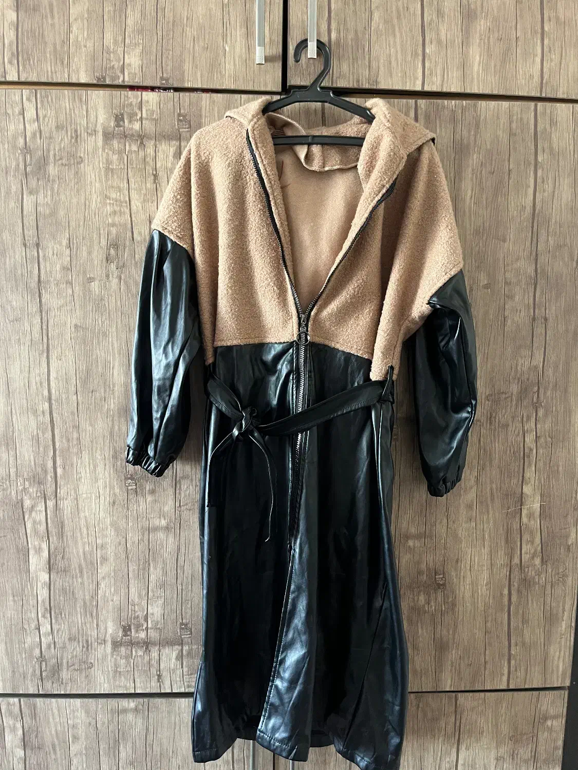 پالتو بارونی کاپشن ۶۰۰ هزار تومن|لباس|پاکدشت, پاکدشت (مامازند)|دیوار