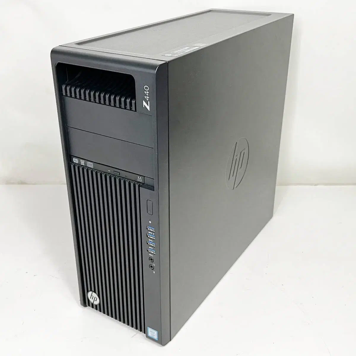 کیس ورک استیشن مخصوص گیمینگ و رندر|رایانه رومیزی|میاندوآب, |دیوار