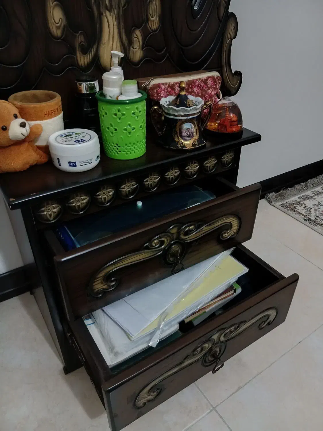 آینه با پاتختی|آینه|ساری, |دیوار