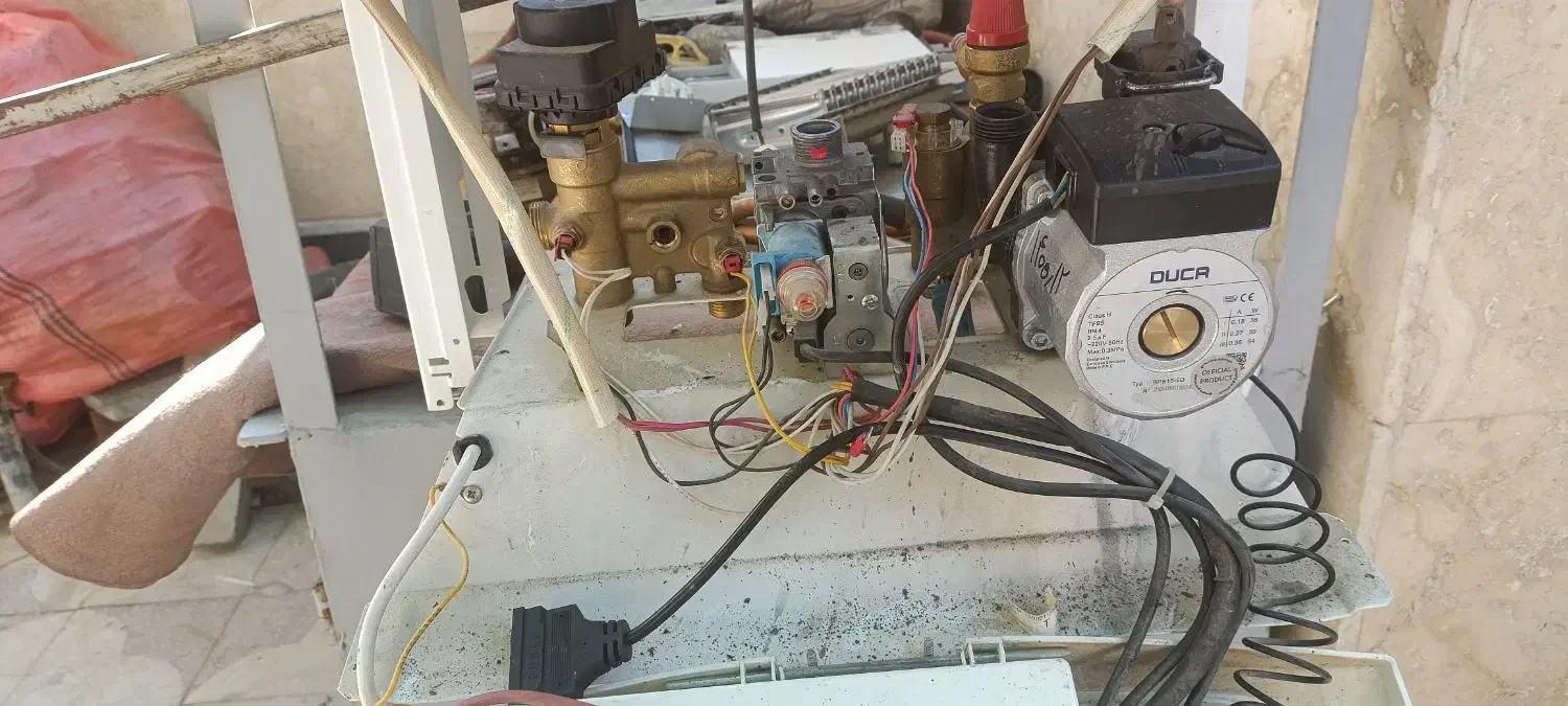 تعمیرات پکیج و انواع آبگرمکن|خدمات پیشه و مهارت|شیراز, کوشک میدان|دیوار