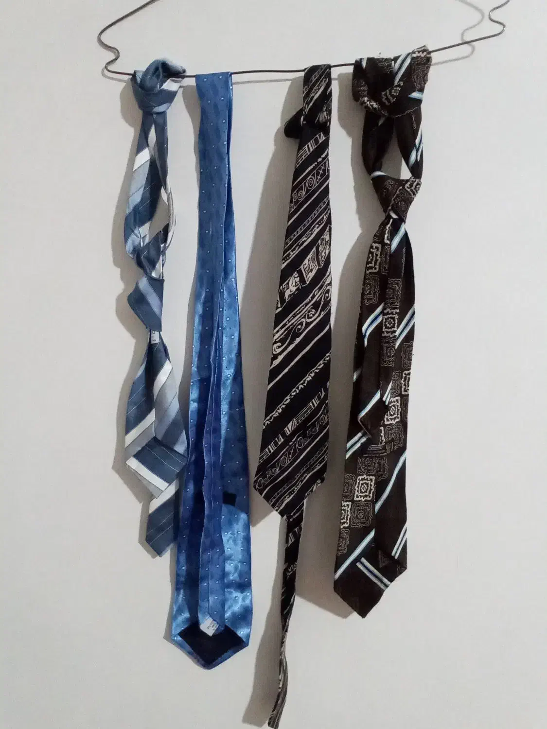 کرات نو|لباس|تهران, سلسبیل شمالی|دیوار