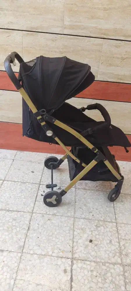 کالسکه وتخت کنار مادر|اسباب و اثاث بچه|اندیمشک, |دیوار