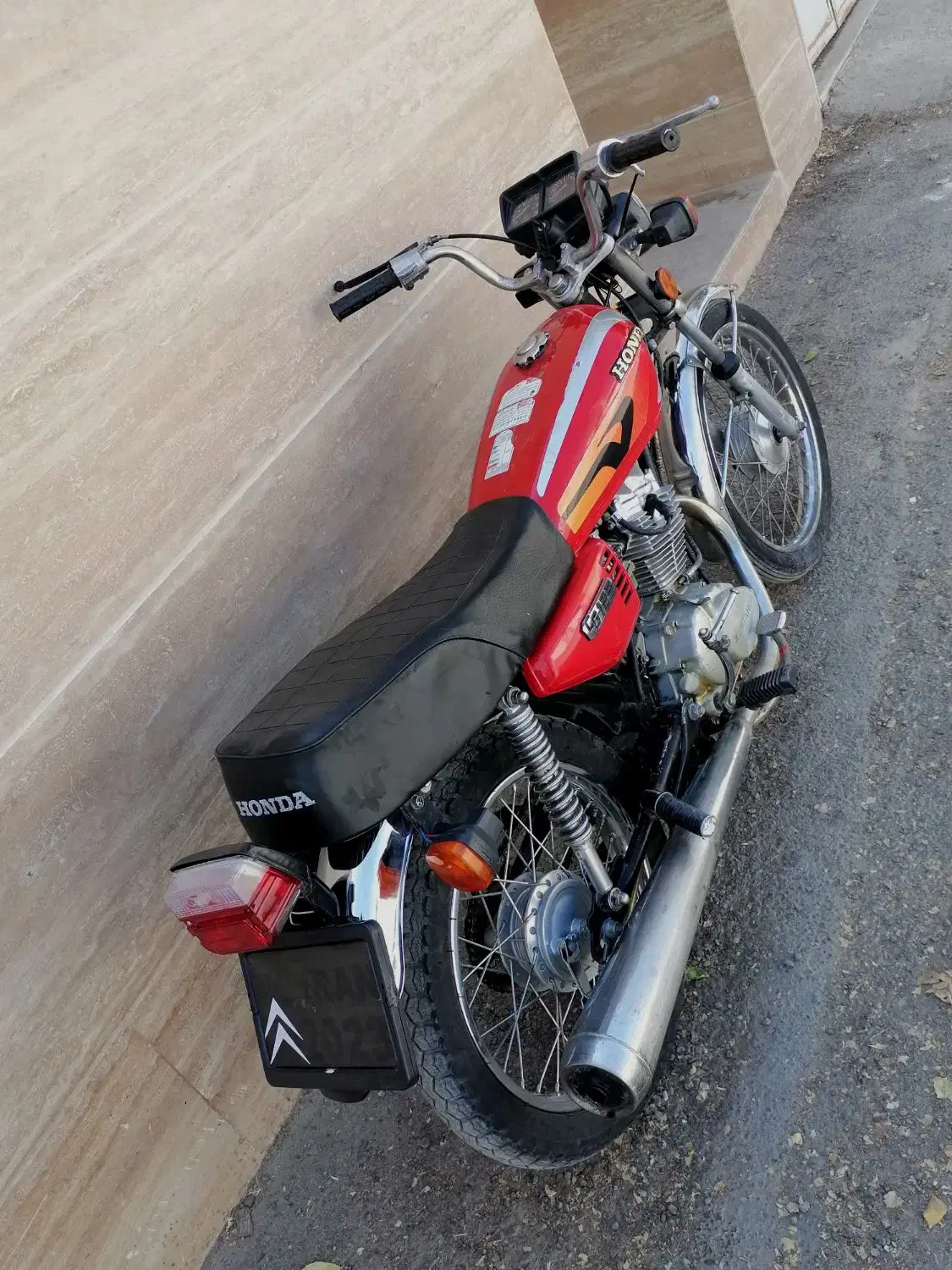 موتور هوندا تمیز مدل 88 پلاک قدیم، مدارک تکمیل|موتورسیکلت|آباده, |دیوار
