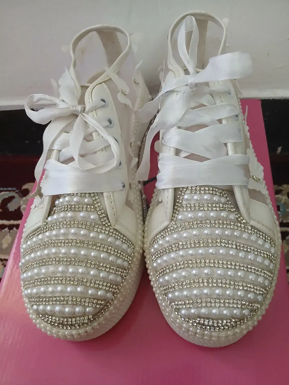 کتونی عروس درحد نو|کیف، کفش، کمربند|دورود, |دیوار