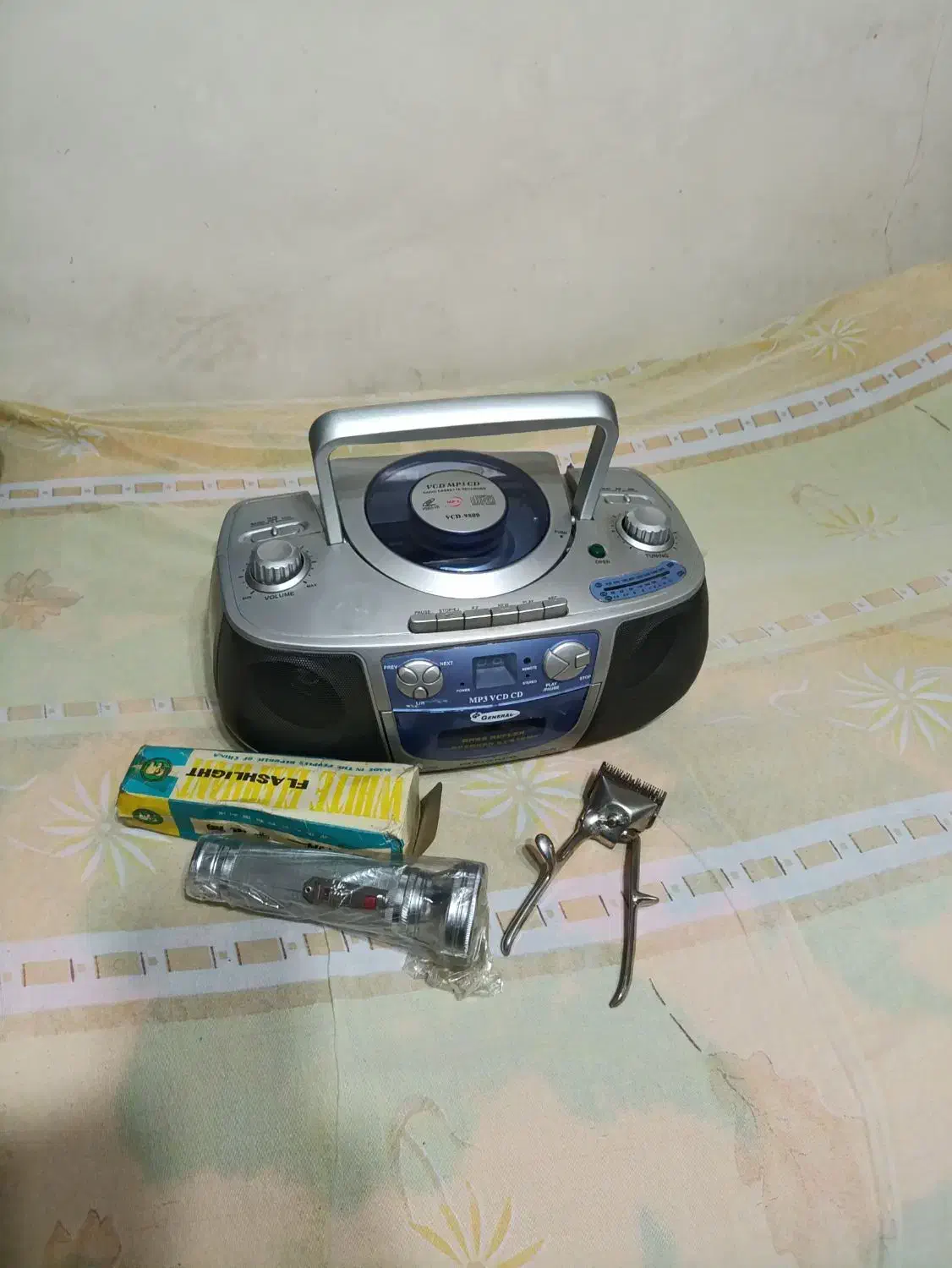 رادیو ظبط سی دی نستالجی کلکسیونی وعتیقه|کلکسیون اشیاء عتیقه|اهواز, کیانپارس |دیوار