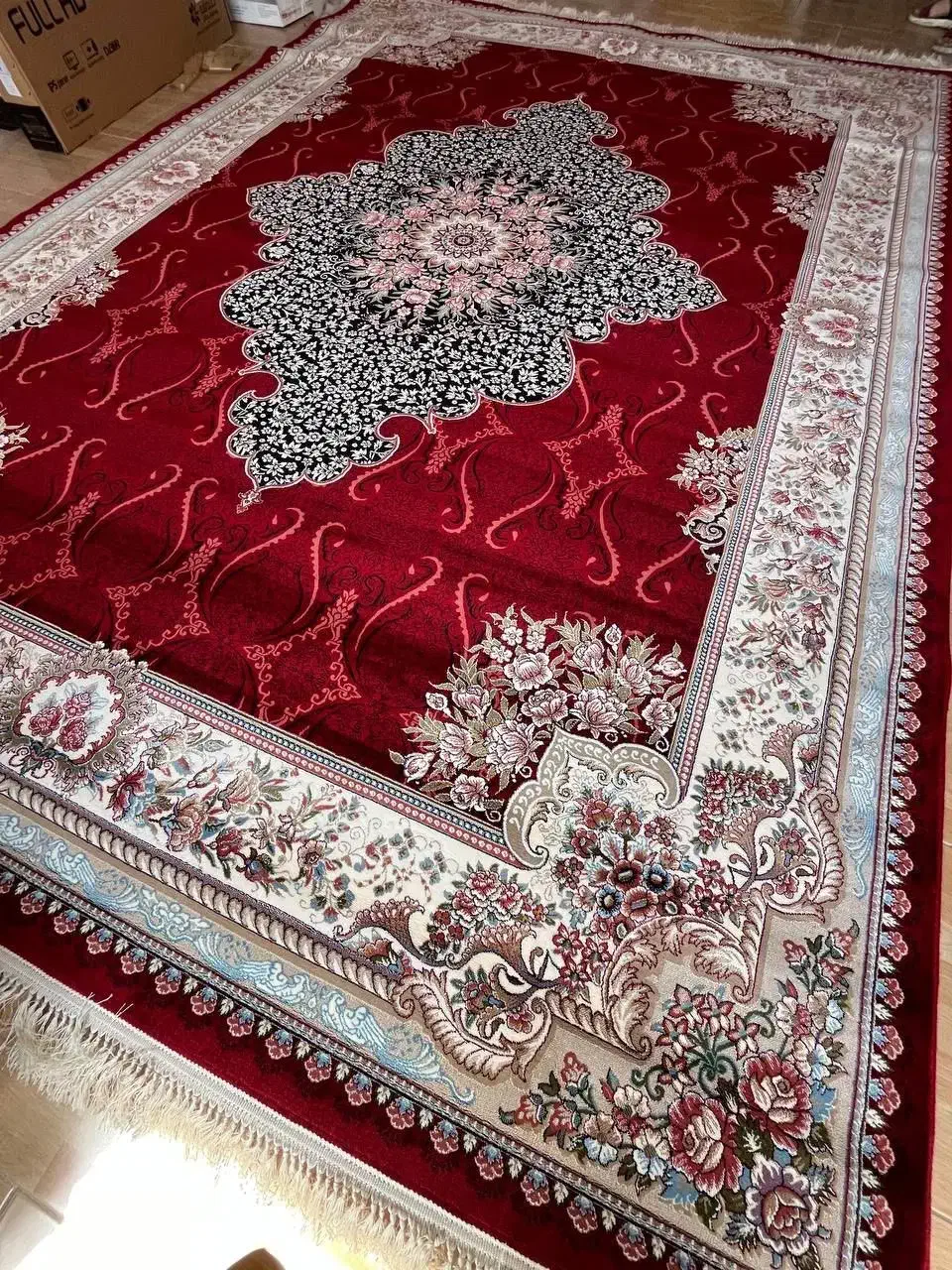 یک عدد فرش ۹ متری کاملا نو|فرش|پاکدشت, شهرک امام رضا|دیوار