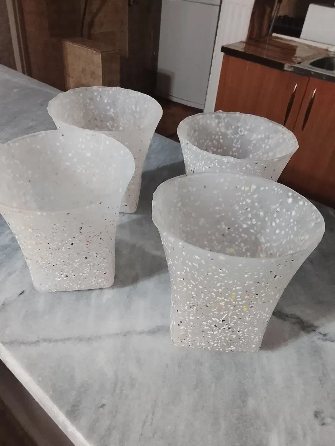 حباب لوستر|لوستر و چراغ آویز|شیراز, رازی|دیوار