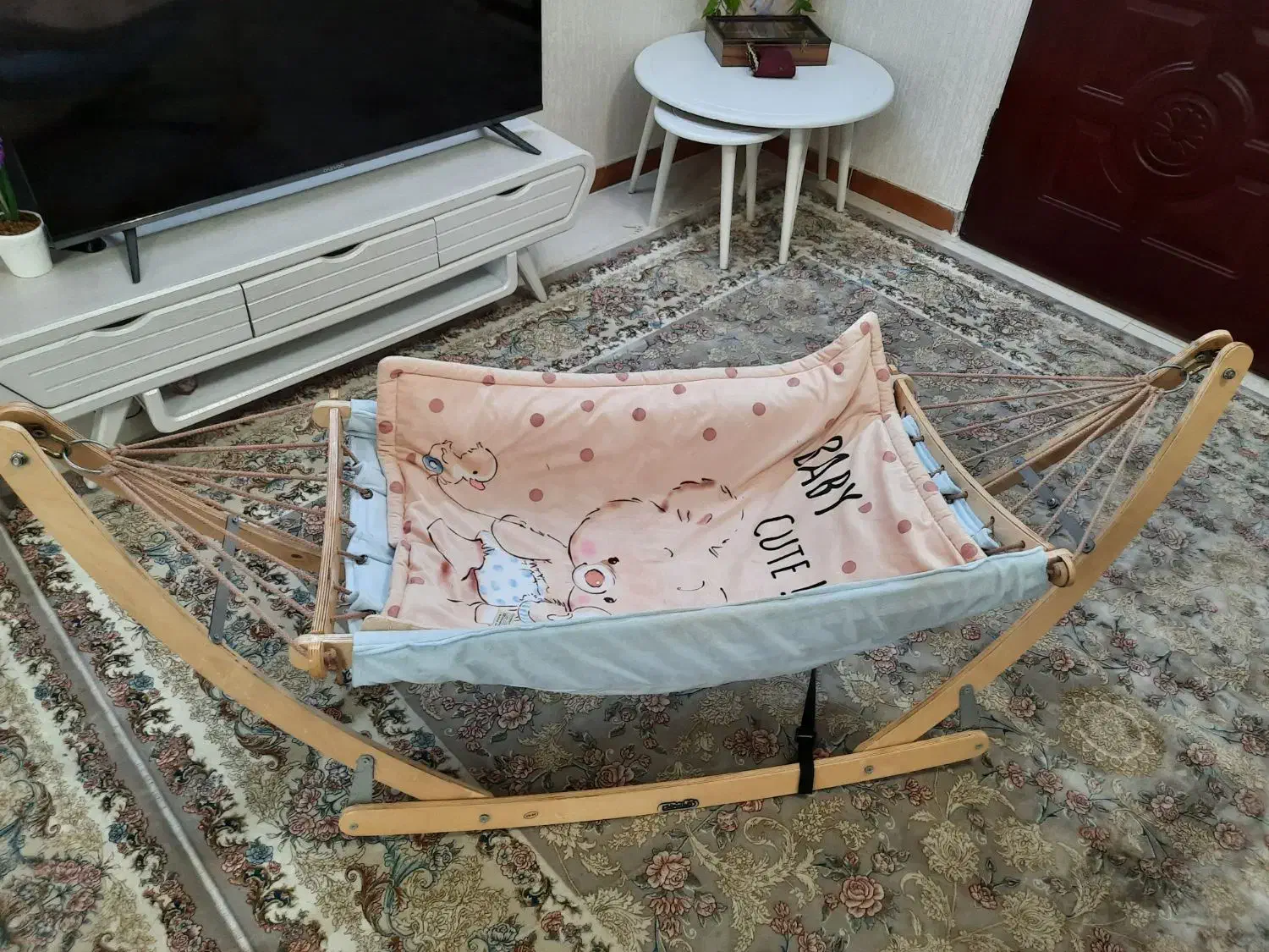 گهواره تاشو به همراه پشه بند ( نی نی لای لای )|اسباب و اثاث بچه|رشت, رشتیان|دیوار