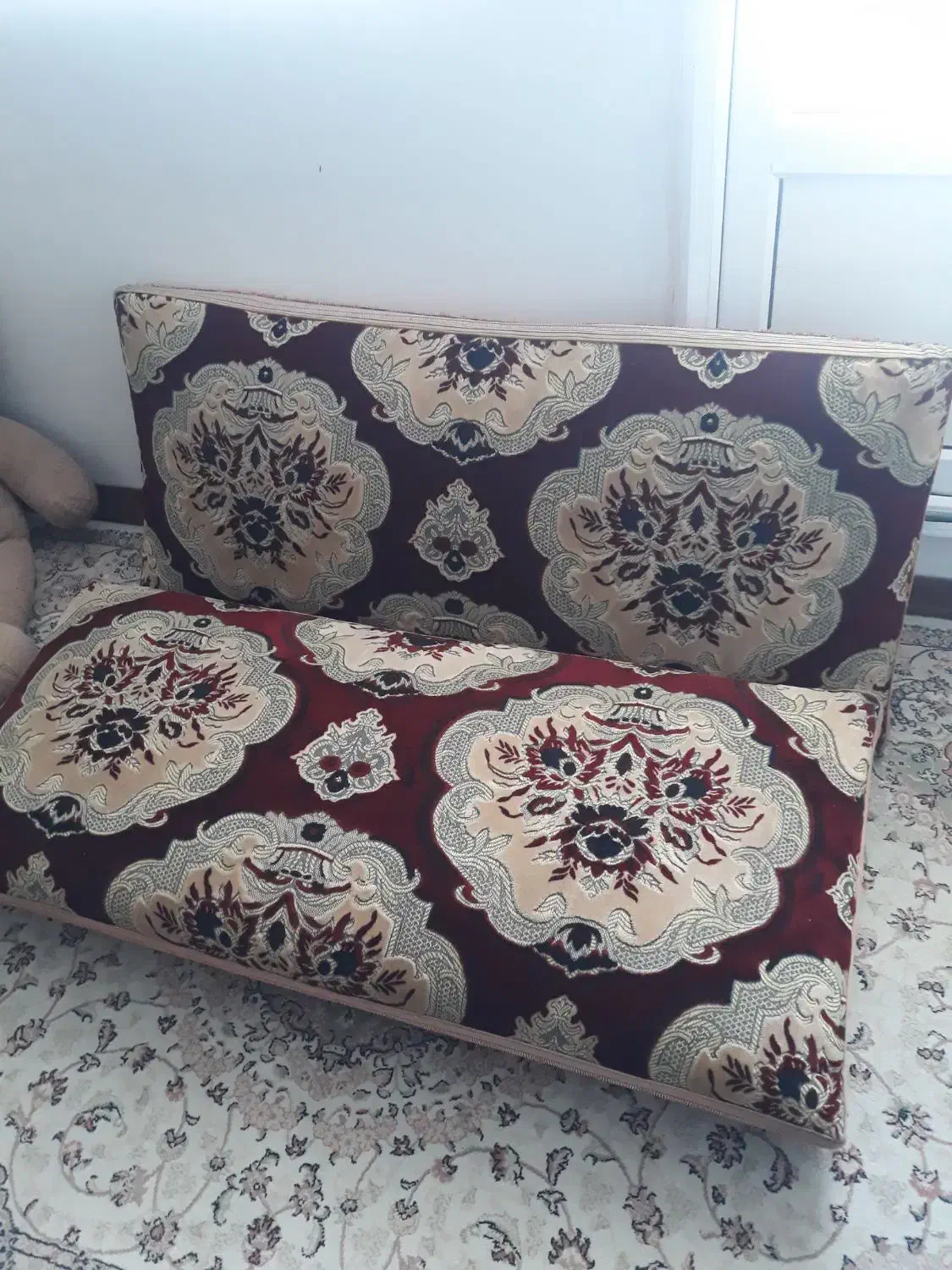 پشتی ابری|پشتی|اراک, |دیوار