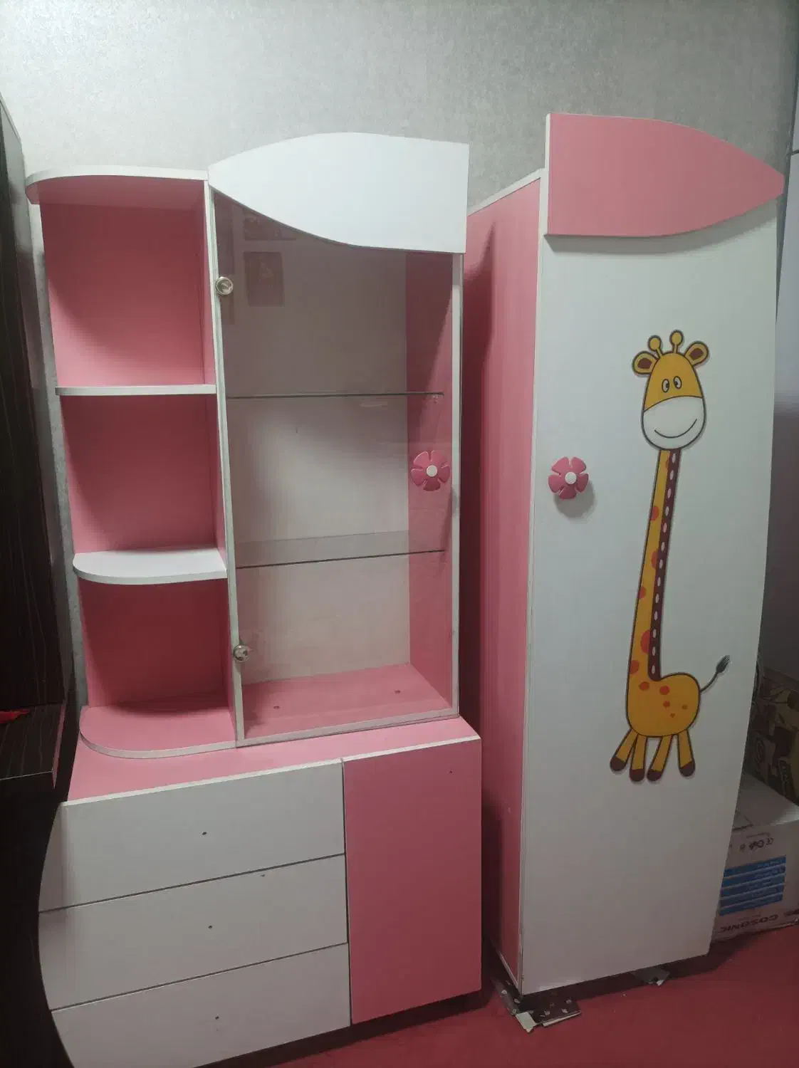 میز تحریر و کتابخانه و کمد کودک|میز تحریر و کامپیوتر|مشهد, کوی ولیعصر|دیوار