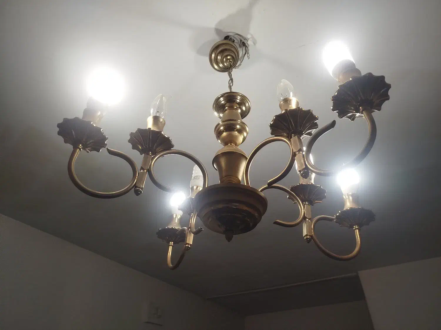 لوستر برنز آبکاری طلا|لوستر و چراغ آویز|تهران, شهرک شهید رجایی (کوی نوبنیاد)|دیوار