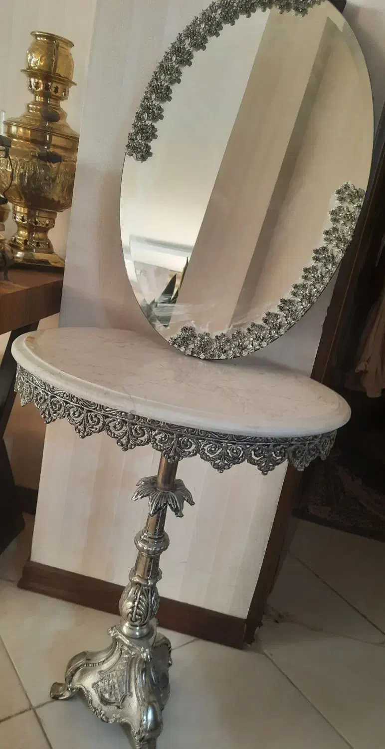 آینه کنسول و شمعدان برنز|مبلمان خانگی و میز عسلی|مشهد, رستگار|دیوار