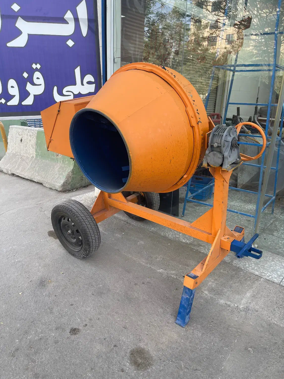 میکسر بتن|ماشین‌آلات صنعتی|قم, میرزائیه|دیوار