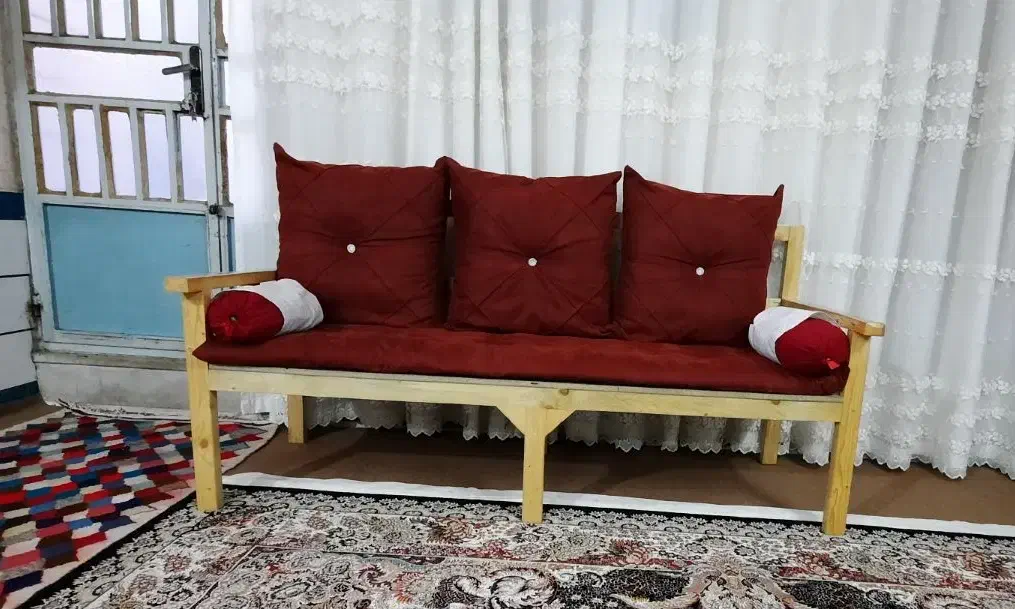 میز یا مبل چوبی|مبلمان خانگی و میز عسلی|خرم‌آباد, |دیوار