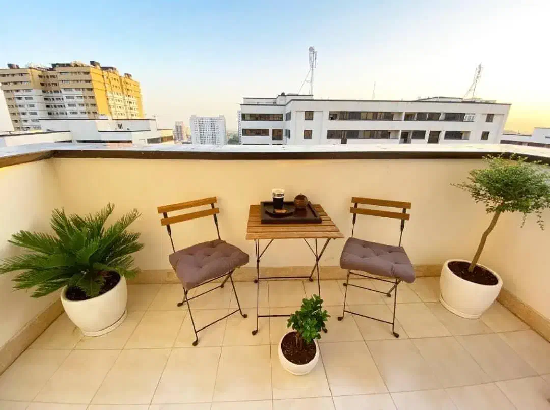 واحد ۱۳۰ متری مجلل پنجره قدی در برج لوکس آترا کوهک