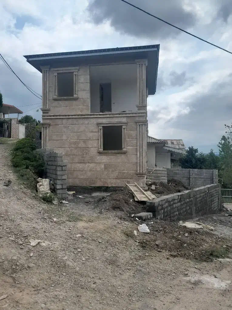 ویلا ۱۰۰ متری بصورت نیمه کاره یا کلید تحویل|فروش خانه و ویلا|اطاقور, |دیوار