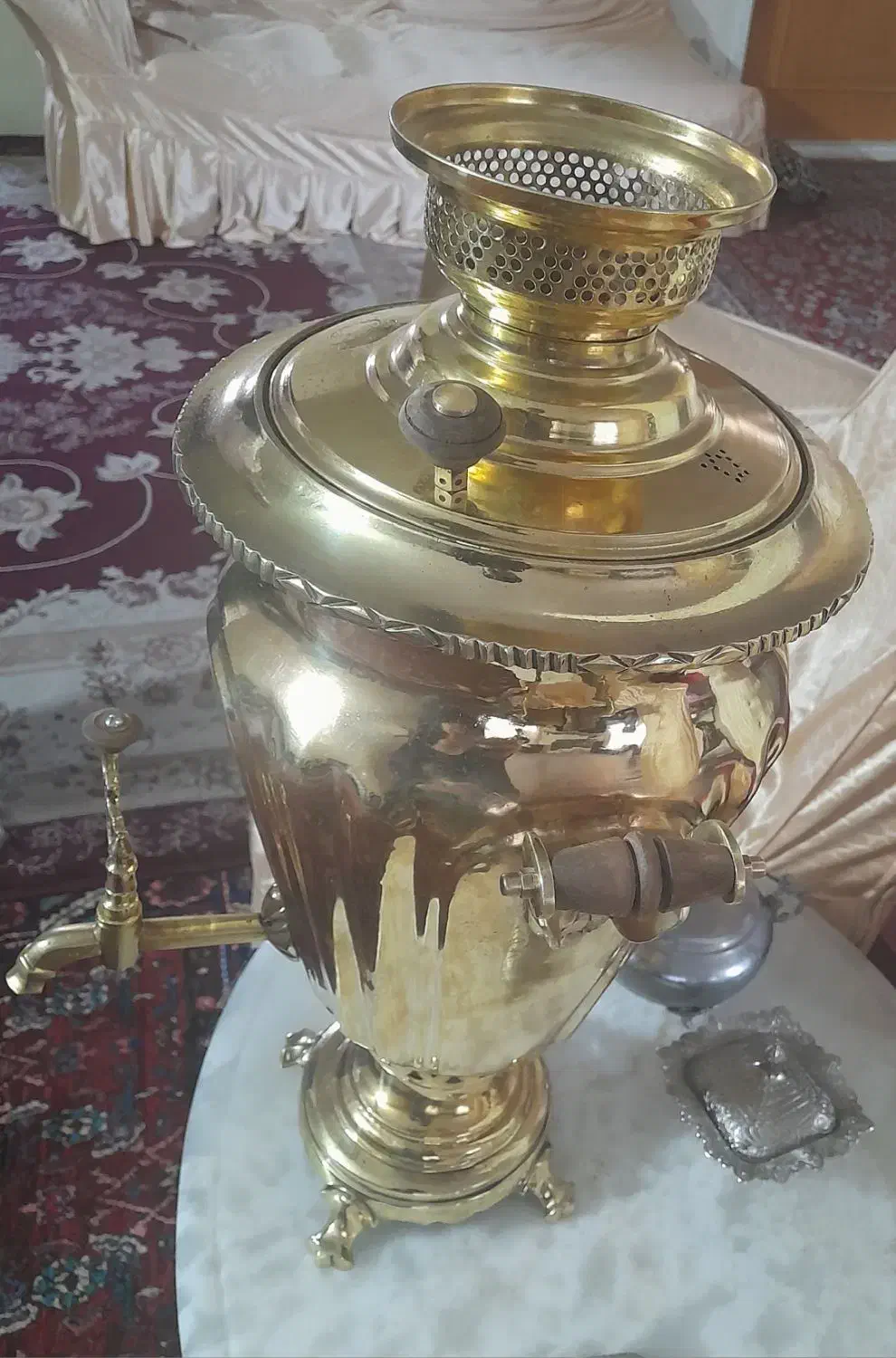 سماور زغالی|کلکسیون اشیاء عتیقه|ابهر, |دیوار