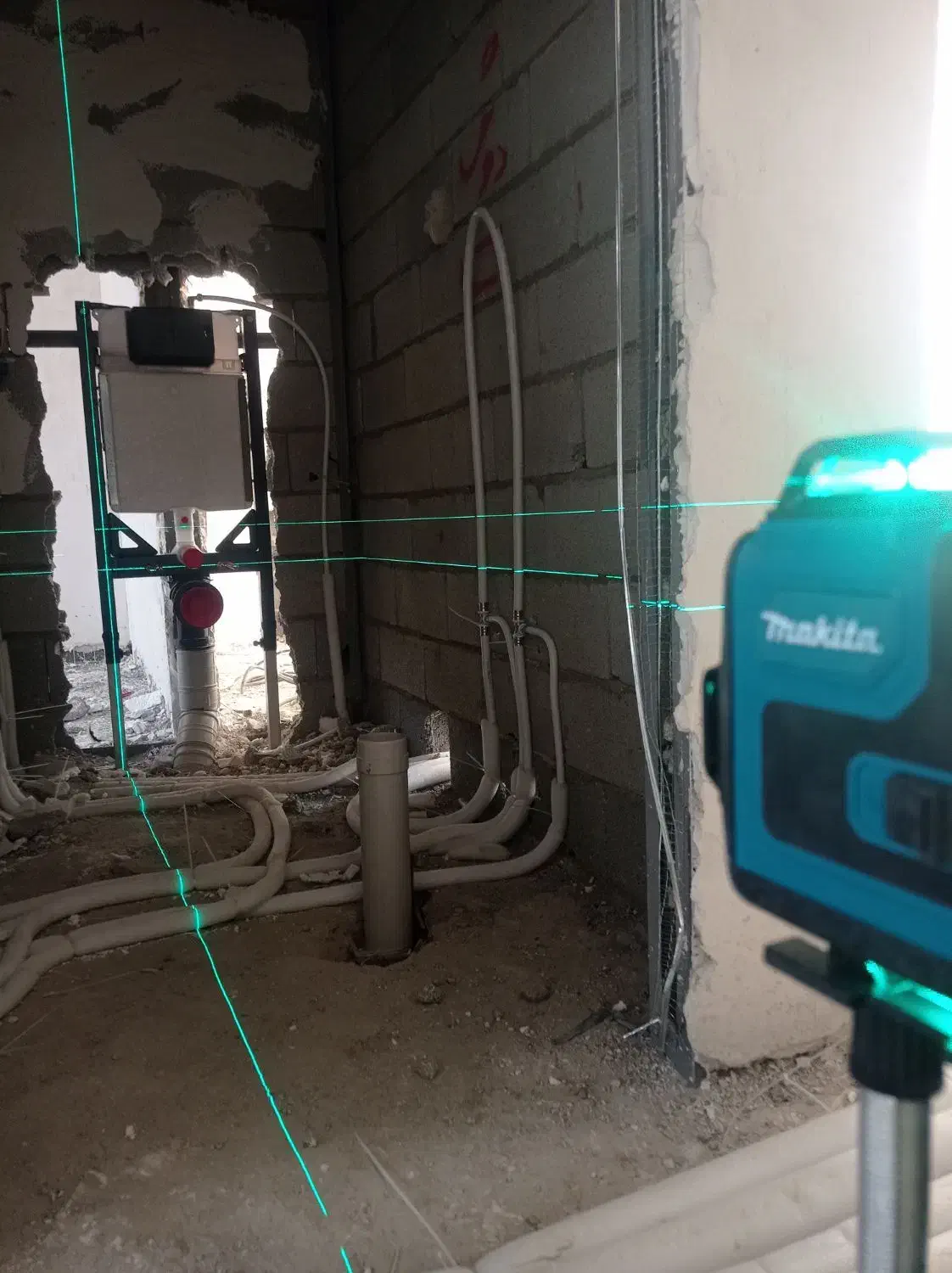 لوله کشی اب گاز پولیکا نصب شیرآلات و....|خدمات پیشه و مهارت|شیراز, کاراندیش|دیوار