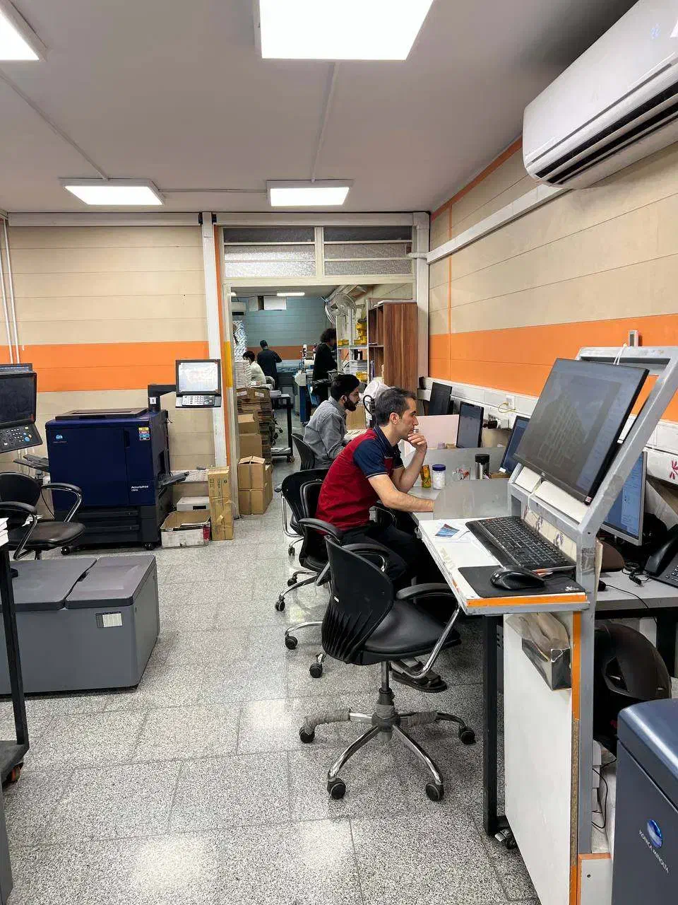 اپراتور دستگاه چاپ دیجیتال (کونیکا مینولتا)|استخدام رایانه و فناوری اطلاعات|تهران, فلسطین (میدان انقلاب)|دیوار