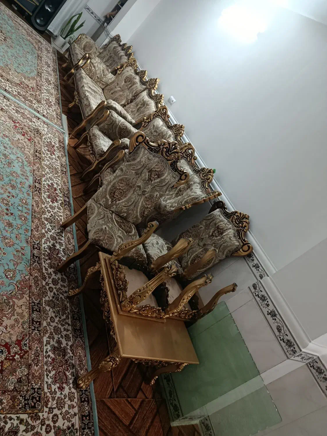 مبل ۸ نفره سلطنتی|مبلمان خانگی و میز عسلی|رباط‌کریم, نصیرشهر|دیوار