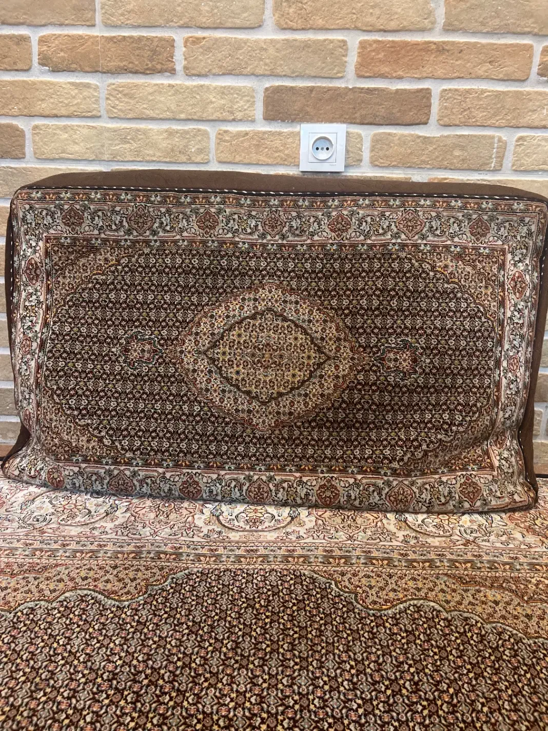 پشتی|پشتی|تبریز, |دیوار