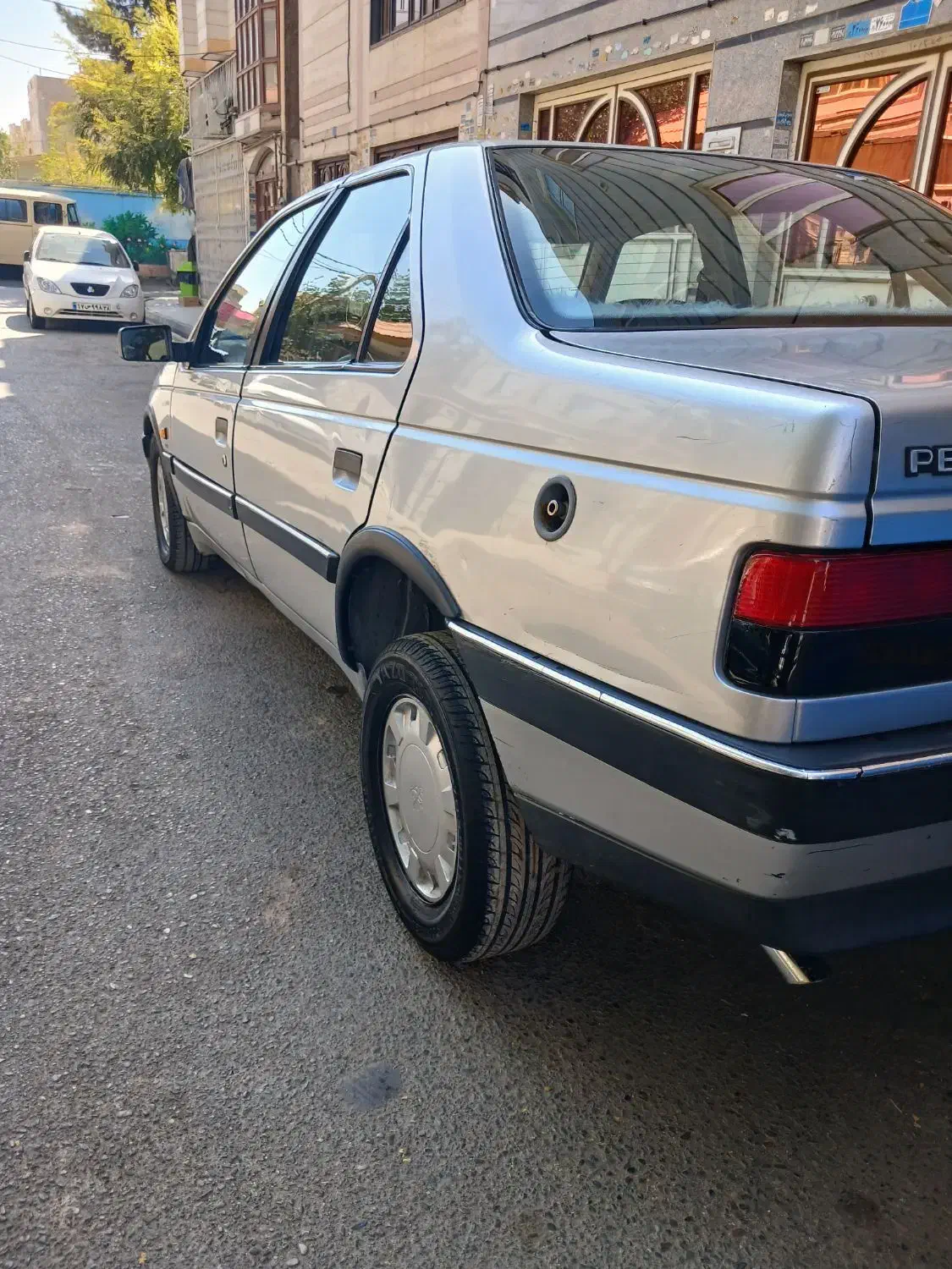 پژو ۴۰۵ بی رنگ|خودرو سواری و وانت|قرچک, میرزائی شمالی|دیوار