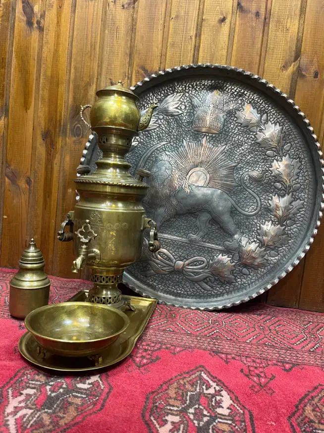 سماور ذغالی اصلی مهردار سنگین (زیر قیمت)|کلکسیون اشیاء عتیقه|ساری, |دیوار