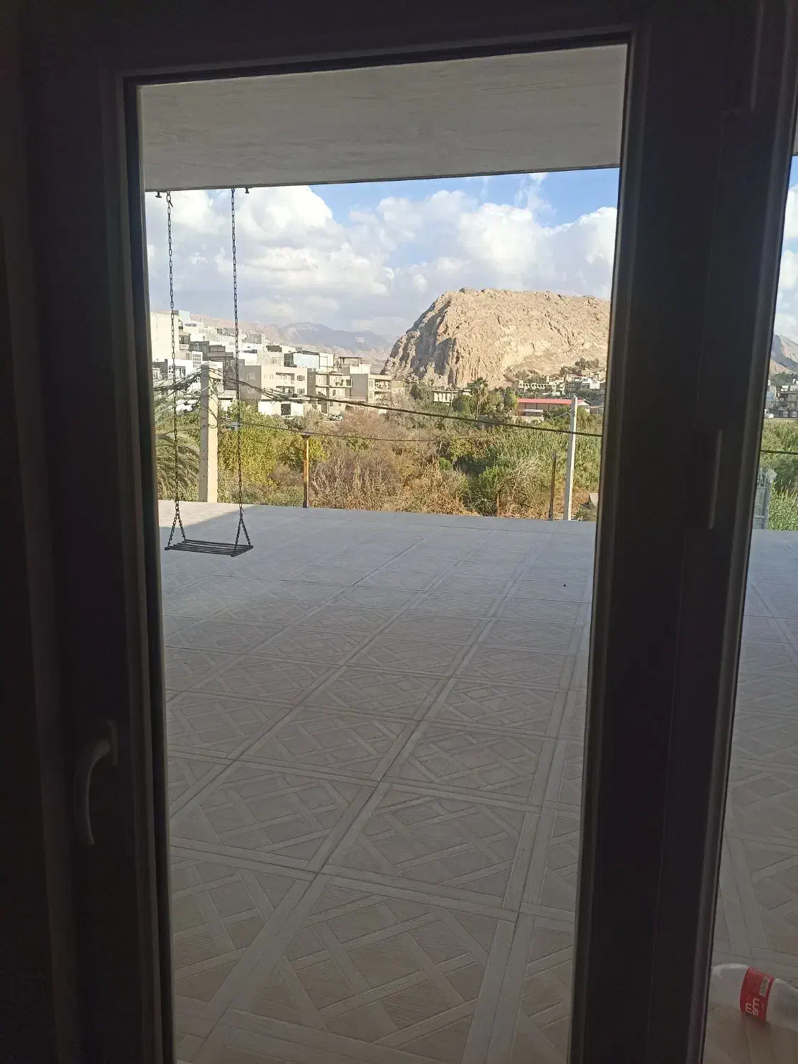 اجاره دو مغازه  تجاری  چهار راه.  و.  خیابان باهنر|اجارهٔ مغازه و غرفه|سرپل ذهاب, |دیوار