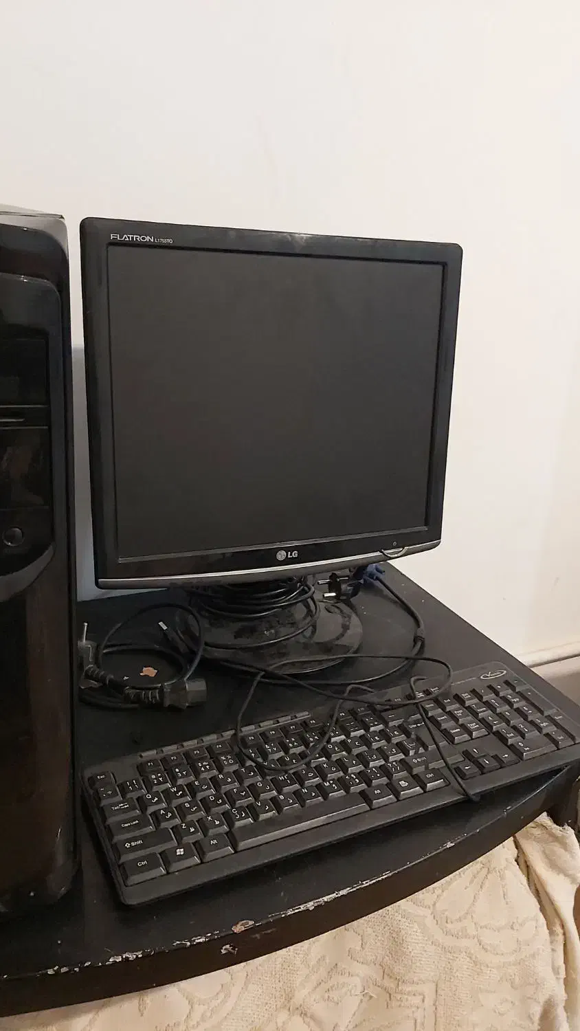 کامپیوتر و مانیتور|رایانه رومیزی|شهرکرد, |دیوار