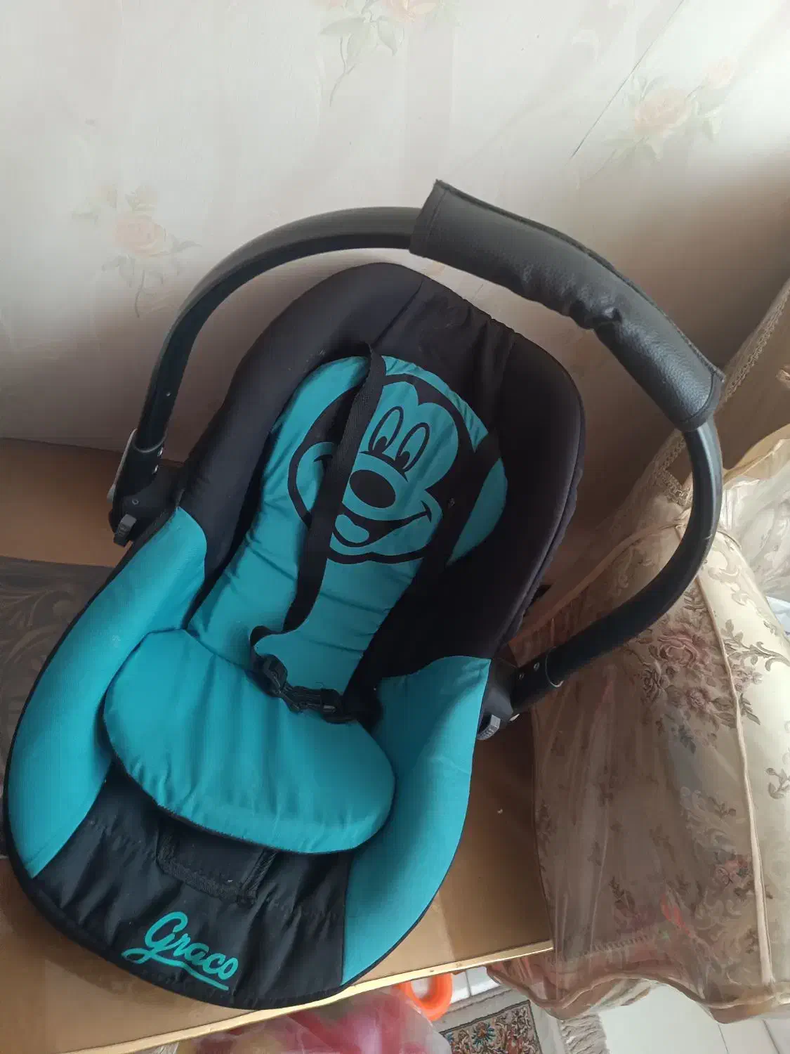 کریر نوزاد میکی موز|تخت و صندلی بچه|شیراز, شهرک مفتح|دیوار