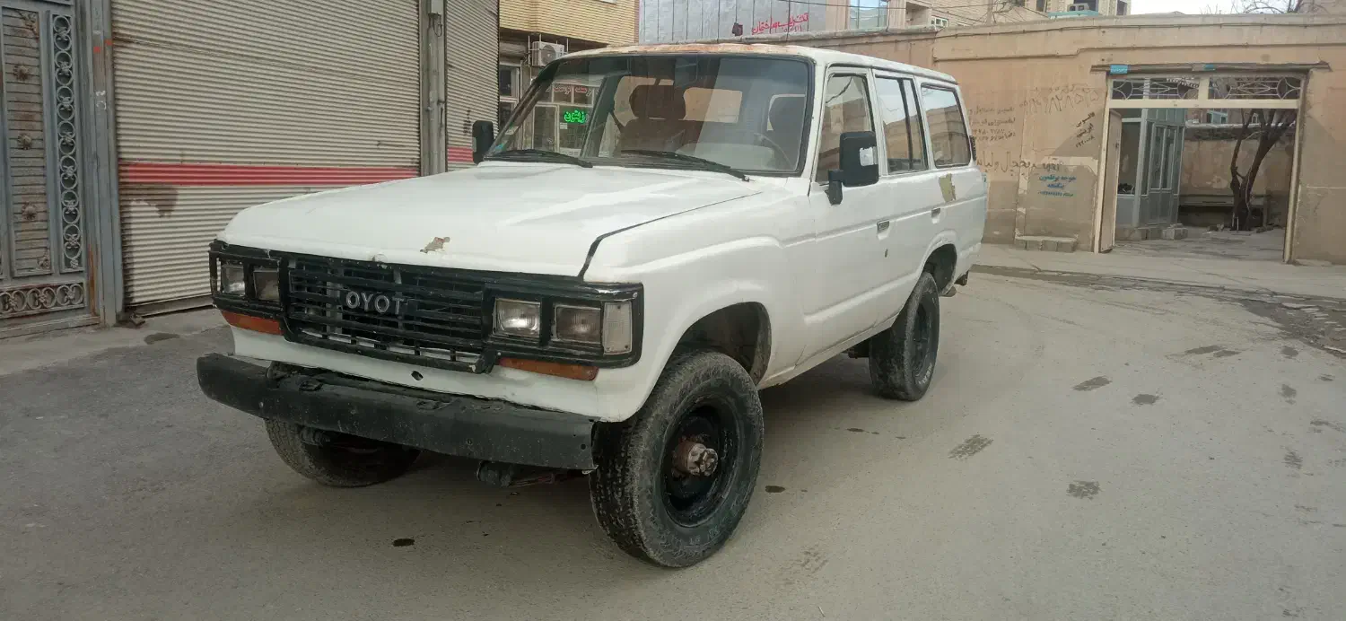 تویوتا فرماندهی|خودرو کلاسیک|مهاباد (آذربایجان غربی), |دیوار