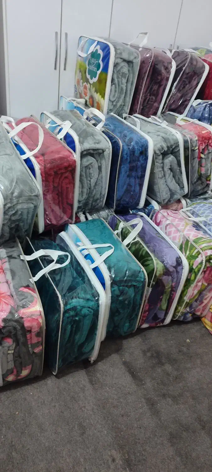 پتونرمین|رختخواب، بالش، پتو|سیرجان, |دیوار