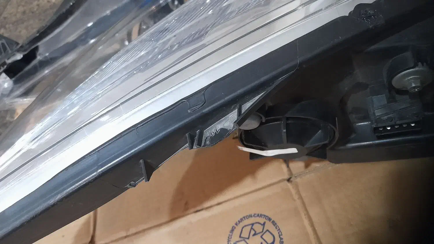 چراغ جلو ۲۰۷|قطعات یدکی و لوازم جانبی|تهران, اوقاف|دیوار