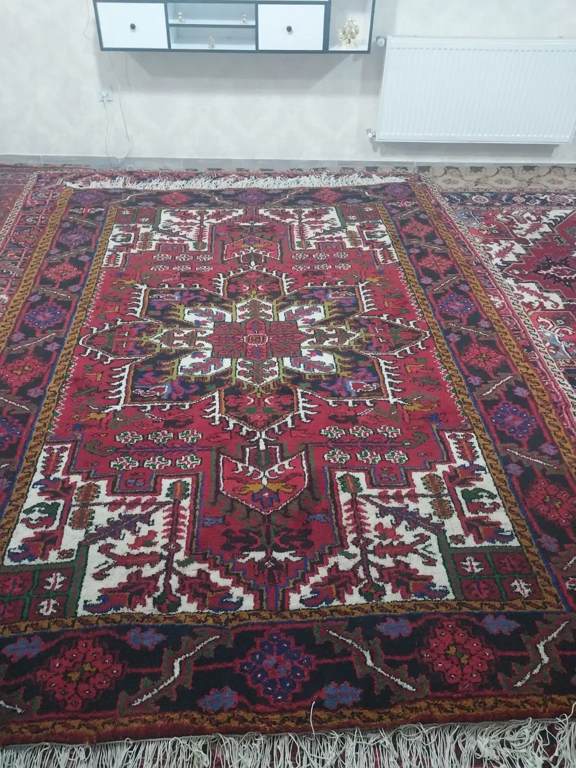 یک جفت فرش ۶ متری دستباف اطراف هریس|فرش|تبریز, |دیوار