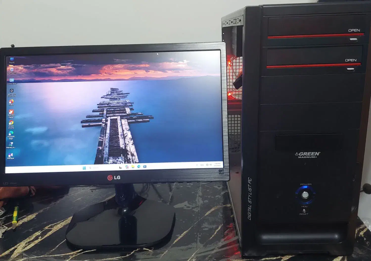 کیس کامپیوتر|رایانه رومیزی|سنندج, |دیوار