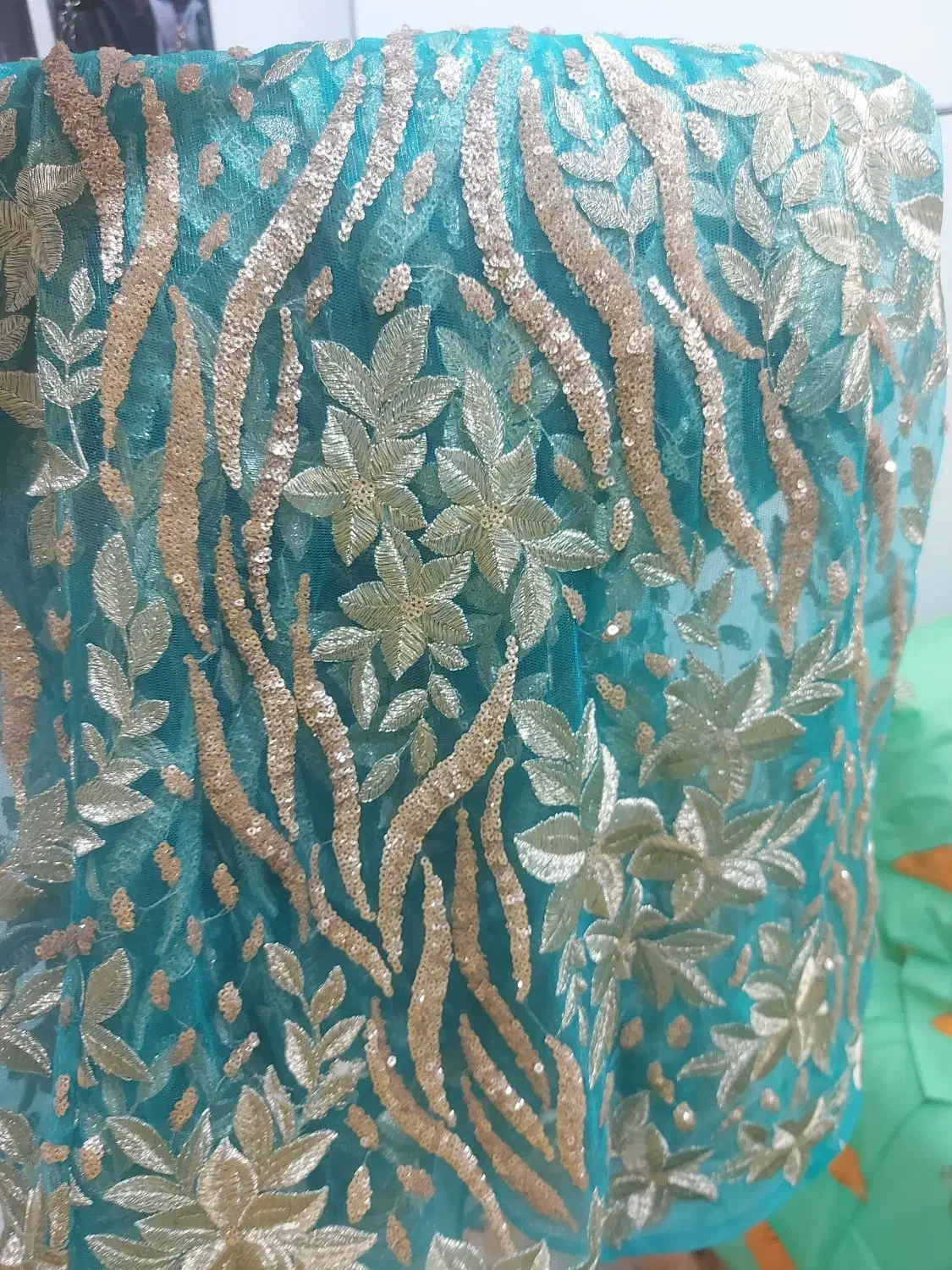 لباس مجلسی|لباس|ورامین, ورامین|دیوار