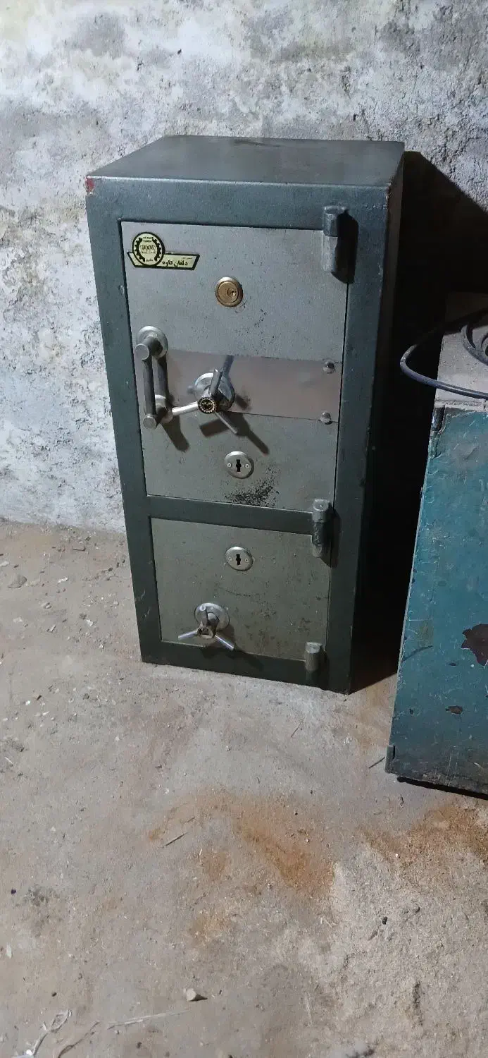 گاو صندوق در حد نو|ابزارآلات|همدان, |دیوار